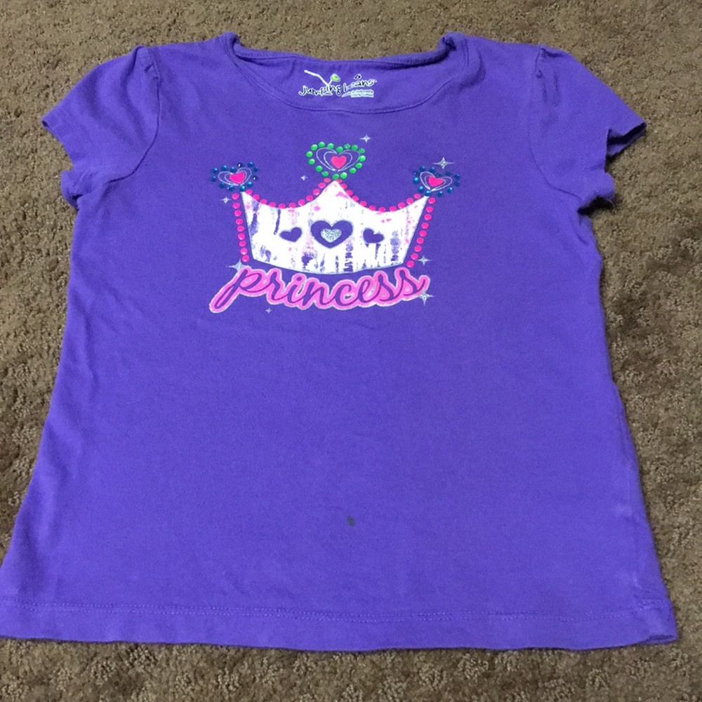 Princess tee size 6 girls cute purple tshirt with crown